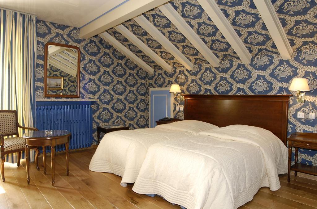 Le Clos Saint-Vincent Ribeauvillé Zimmer foto